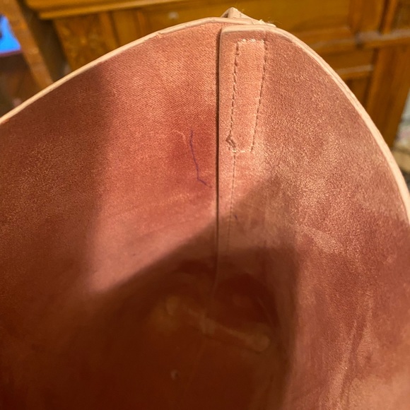 Samara crossbody leather shoulder bag! - Picture 8 of 8